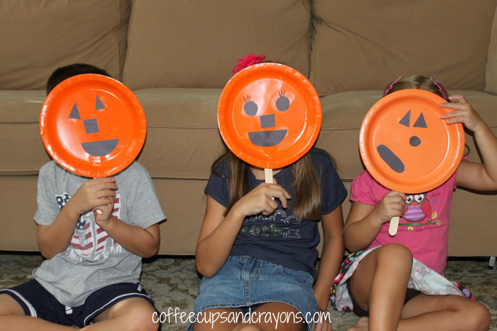 Pumpkin Face Puppet and Halloween Poem