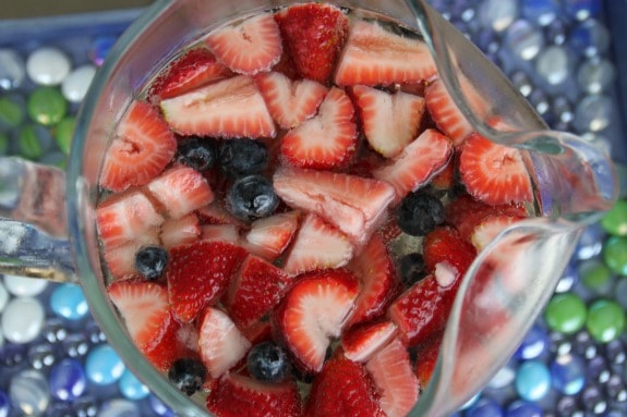 Strawberry, Blueberry and White Wine Sangria